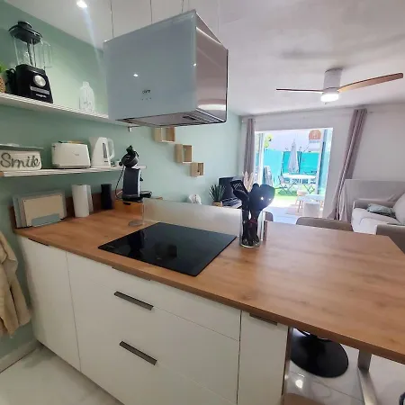 Apartman Superbe 2 Refait A Neuf Avec Terrasse A Pin Rolland - A Deux Pas Des Plages